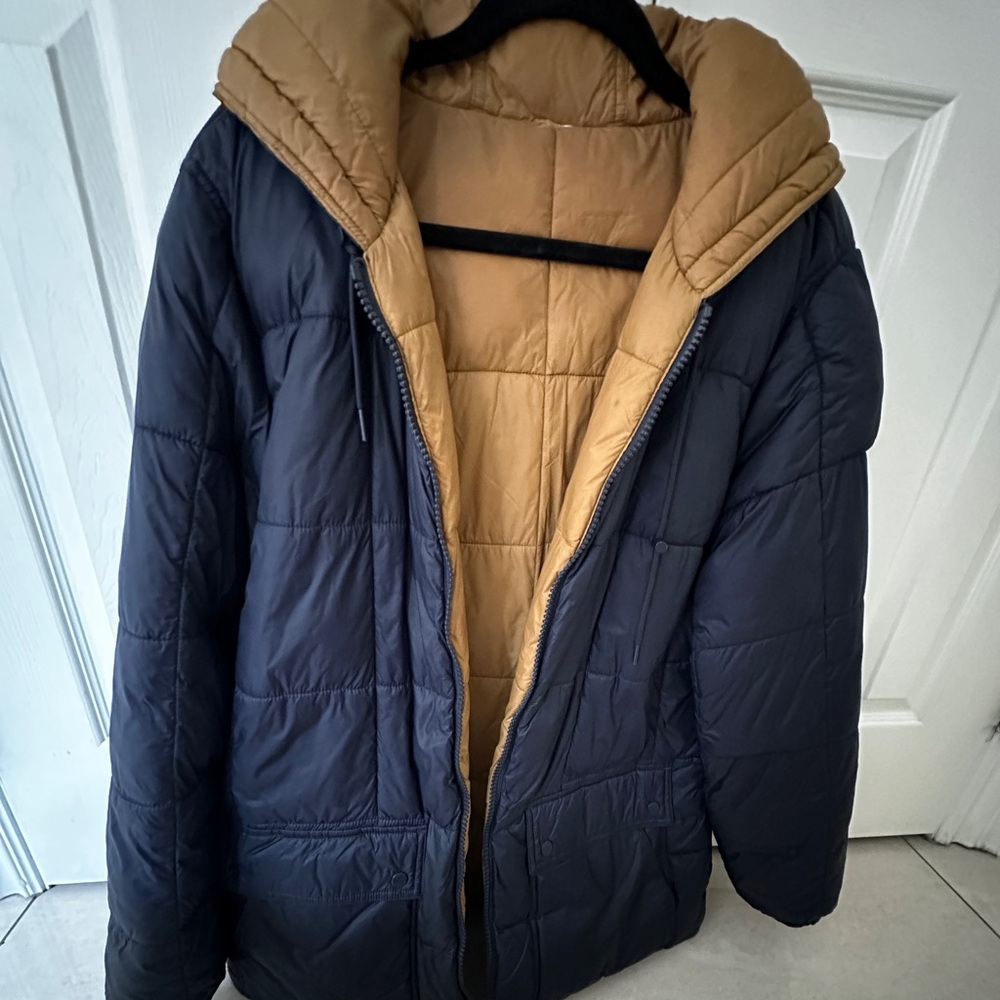 2 sides wear / blue & tan Hooded warm light best coat boys. Size: L/axL